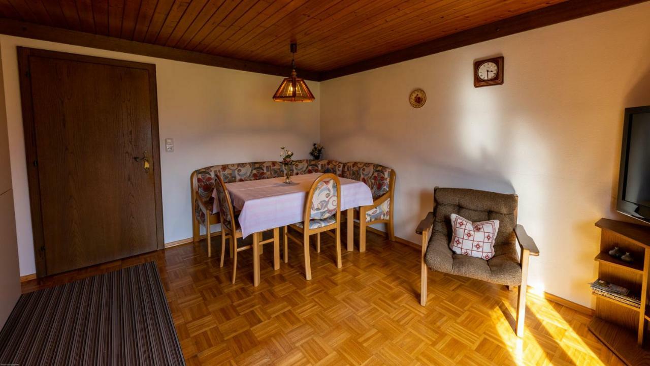 Haus Kipfen Apartment Sibratsgfall Exterior photo
